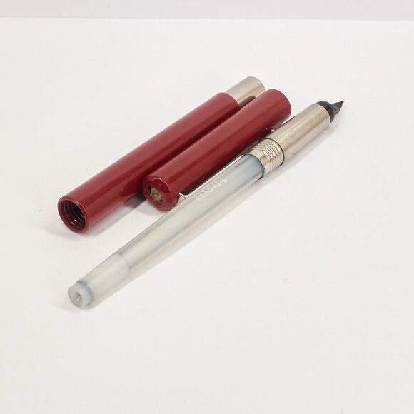 Parker Vector Fountain Pen / Red Barrel / Made in USA / Fine Nib - Picture 12 of 12
